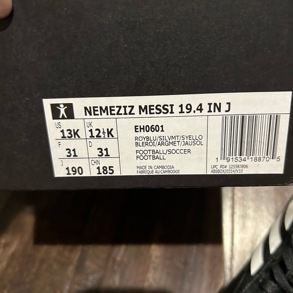 Soccer Cleats - Picture 3 of 3